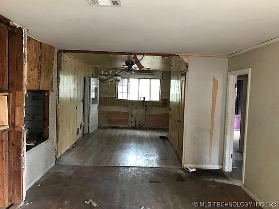 3rd image of 2845 E Admiral Ct