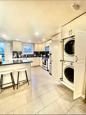 Rented by REALTY QUEST NEW YORK INC | media 1