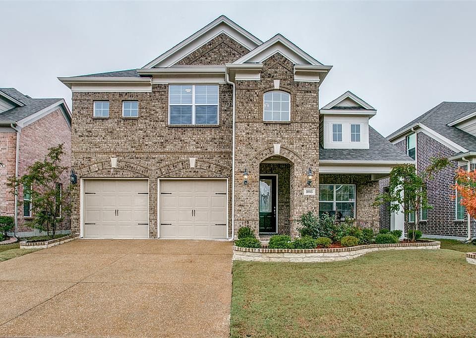 1st image of 108 Live Oak Dr
