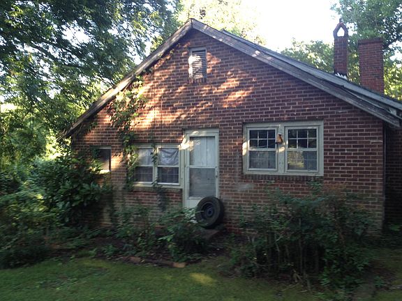 2nd image of 240 W Glendale Ave