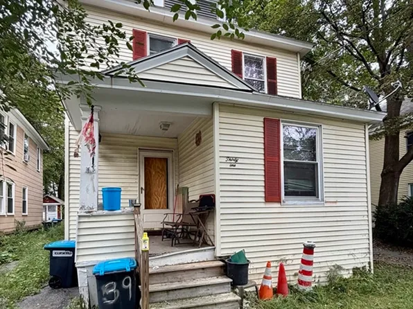 39 Hull Ave, Pittsfield, MA 01201