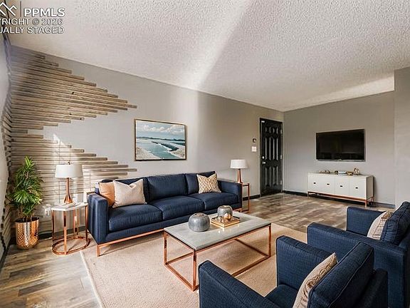 4th image of 3114 Moonbeam Cir S