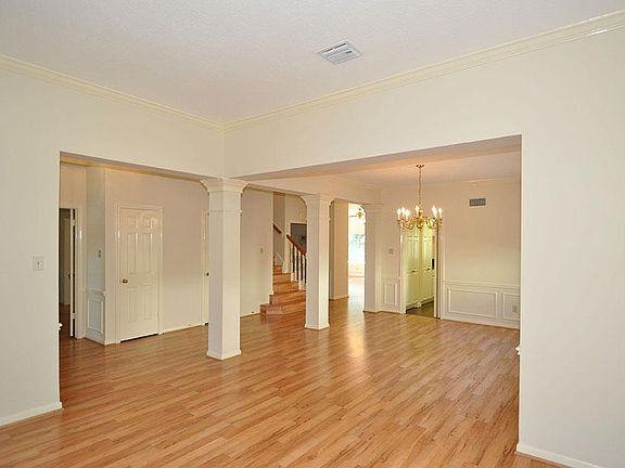 5th image of 4006 Brook Shadow Dr