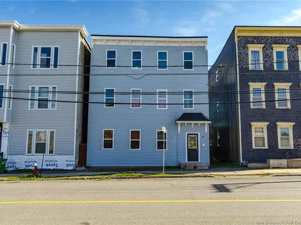 34 Adelaide St, Saint John, NB E2K 1W2