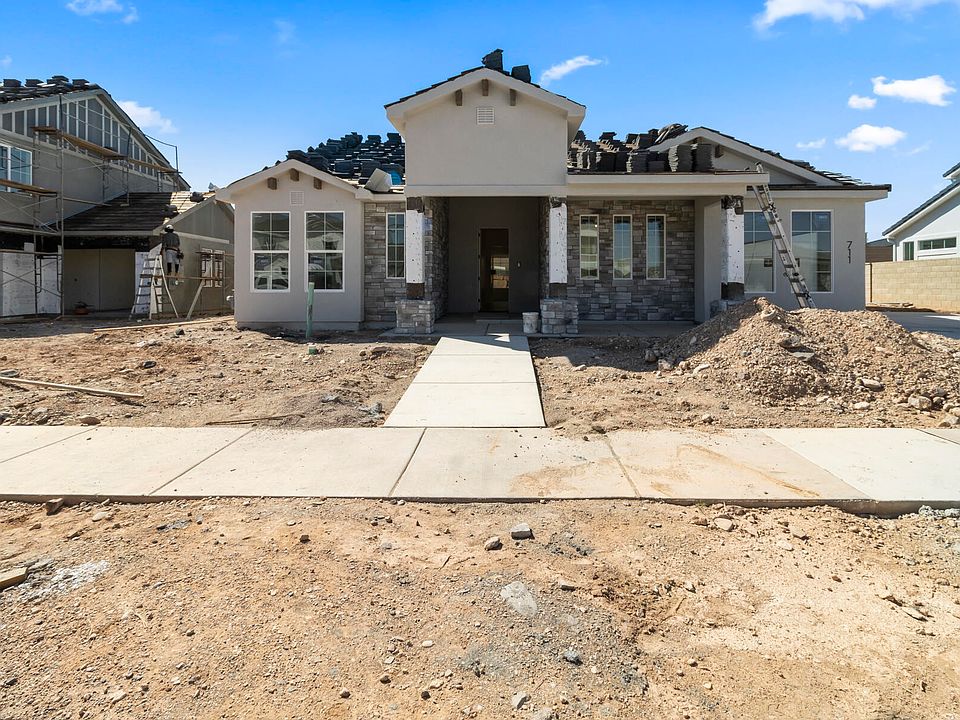 1st image of 711 W Juniper Hill Dr #225
