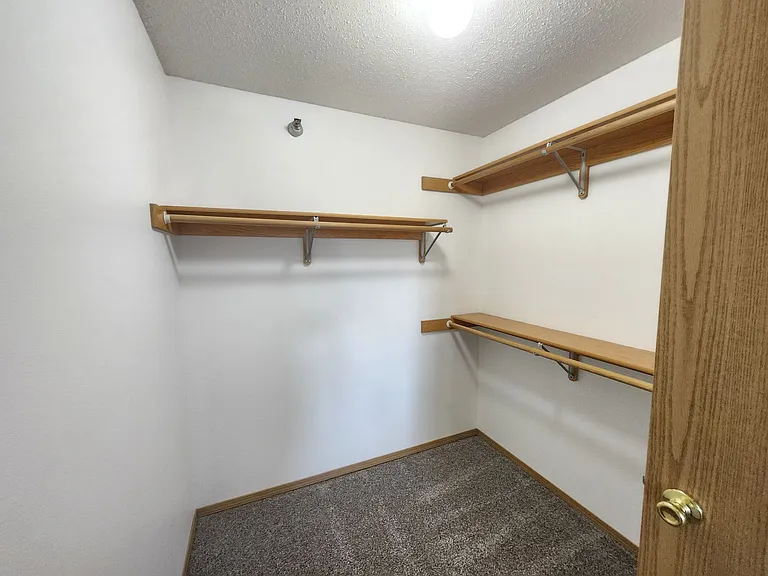 Prairie Gardens Apartments — Photo 14