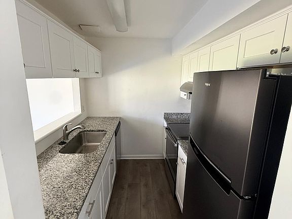 5th image of 5271 Waller Ct