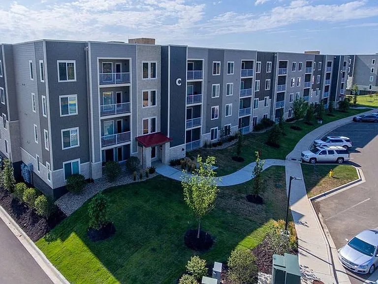 Fairway Flats — Photo 41