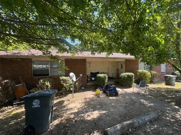 1845 Dana Ln, Hixson, TN 37343