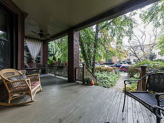 2nd image of 1728 W Touhy Ave