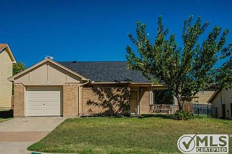 2nd image of 10016 Lone Eagle Dr