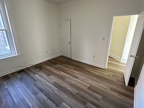 5th image of 202 Wellford St APT A