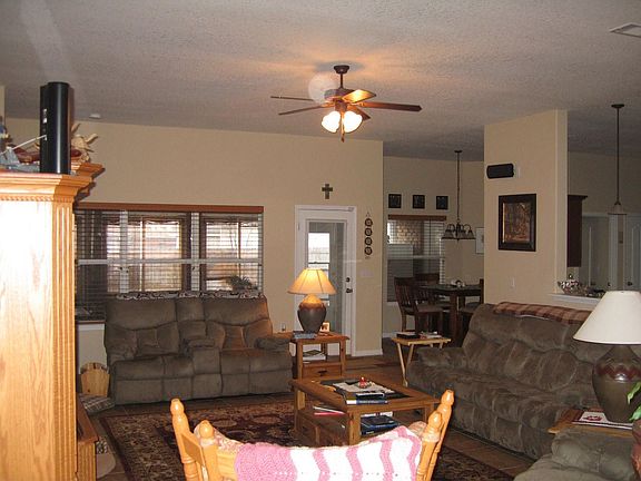 Flowing, spacious family room