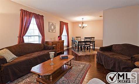 3rd image of 14636 Southern Pines Dr