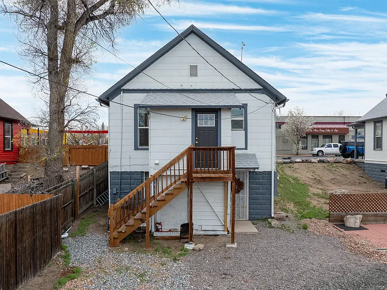 209 S Main St — Photo 11