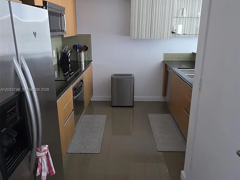1060 Brickell Ave #2201 — Photo 41