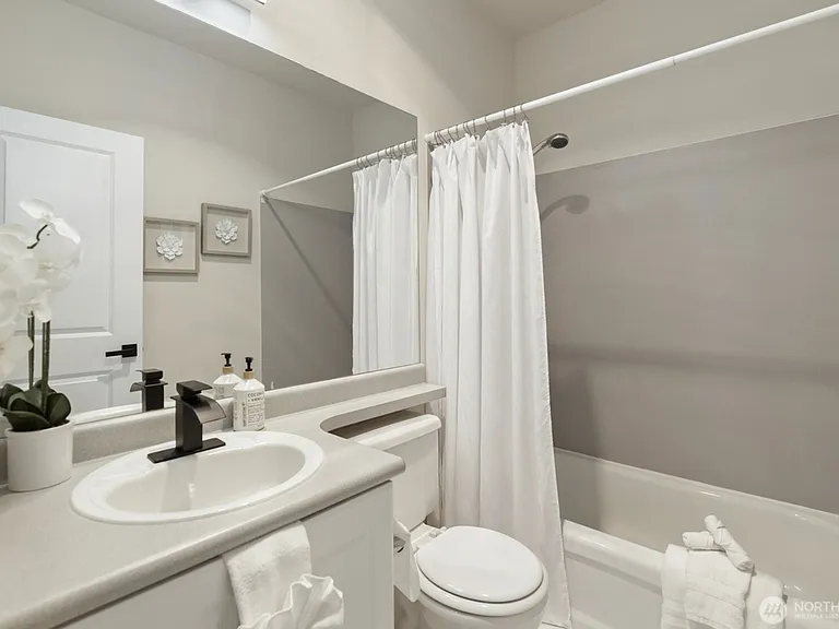 16125 Juanita Woodinville Way NE — Photo 30