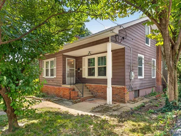 1439 Grant Rd, Saint Louis, MO 63119