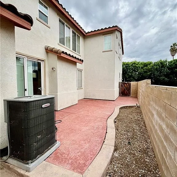 1757 Steinman St — Photo 13