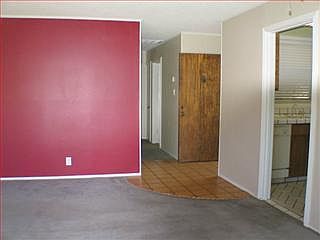 5th image of 13 Los Flores Ave