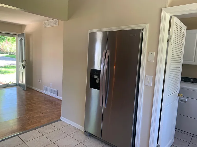 1096 Truwood Dr — Photo 20