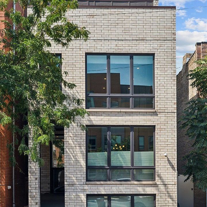 1st image of 2740 N Ashland Ave #2