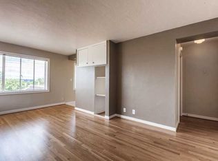 2199 NW Everett St #608, Portland, OR 97210