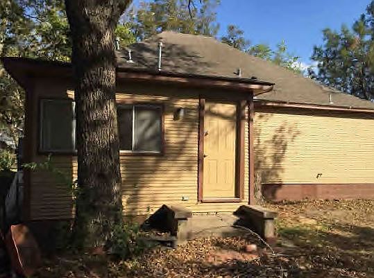 2nd image of 2101 Blake Way