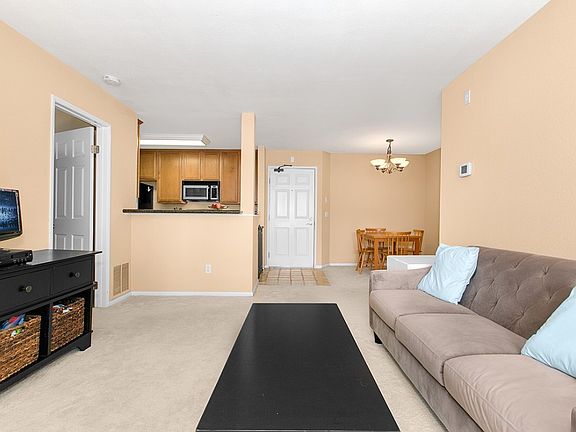 4th image of 7190 Shoreline Dr #6214