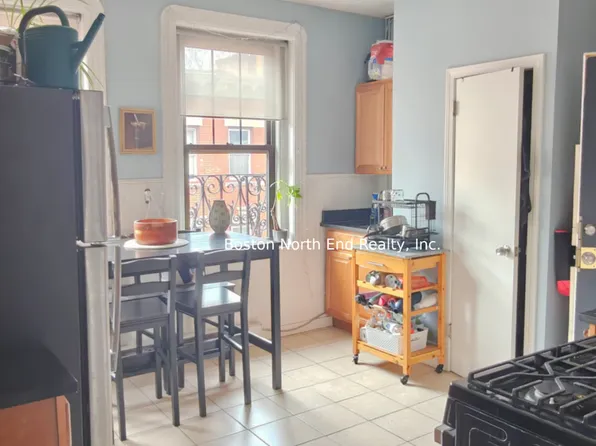 40 Cooper St #3L, Boston, MA 02113
