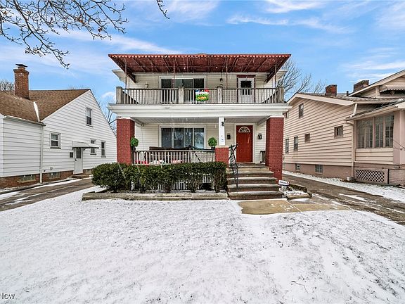 3rd image of 3843 W 136th St