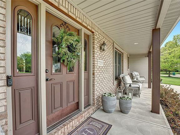 2nd image of 7233 Carmen Pl