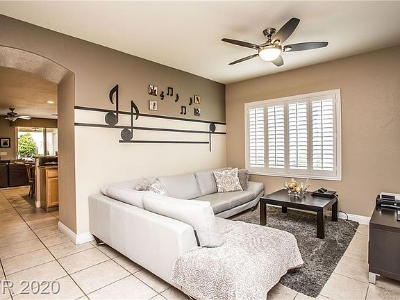 5th image of 2651 Thornview St