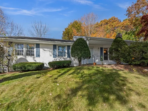 3 Lynnwood Ln, Worcester, MA 01609