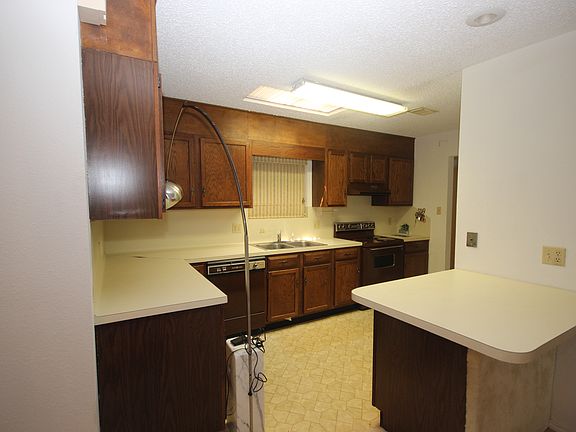 4th image of 200 E Yuma Ave APT 12