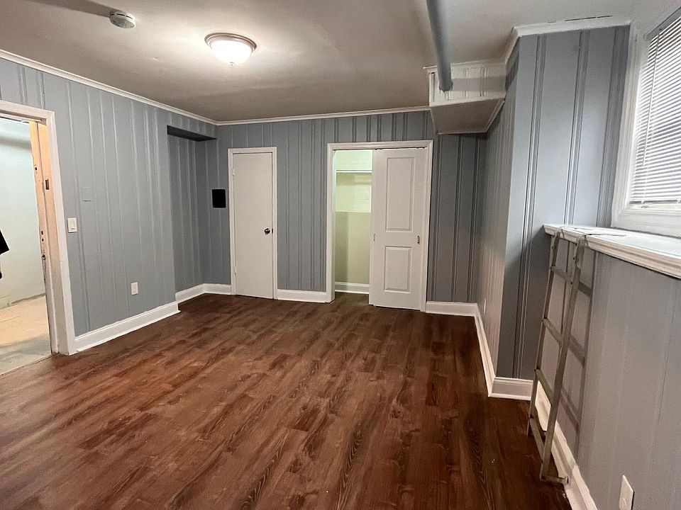 2nd image of 645 Bergen Ave APT 2