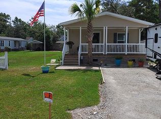 9033 Bonaparte Dr, Calabash, NC 28467