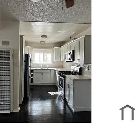 4th image of 8119 S Denker Ave #8119