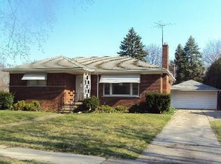312 Cambridge Dr, Mount Clemens, MI
