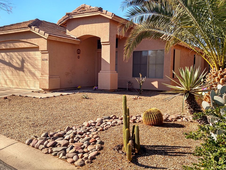 1st image of 31255 N Claridge Cir