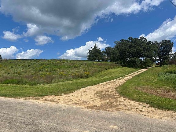 3rd image of 12349 Otter Creek Rd
