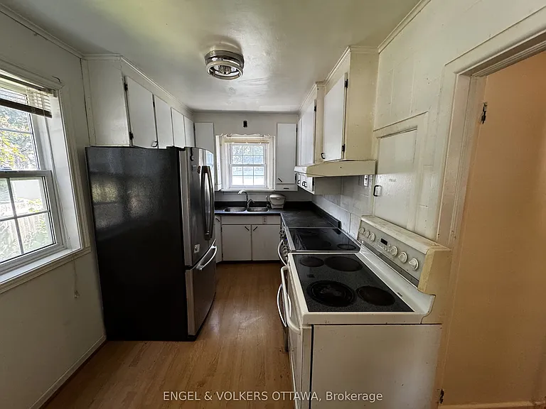 229 Daniel Ave — Photo 11