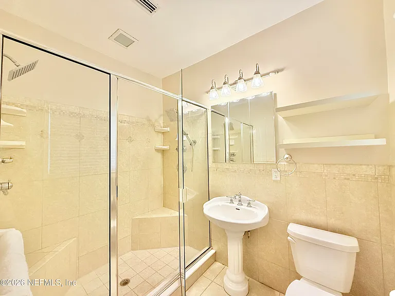 2512 Hendricks Ave — Photo 10