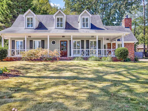 104 Derby Downs Cir, Trussville, AL 35173