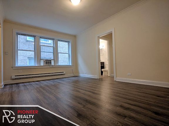 5th image of 2936 W Palmer St #2936208