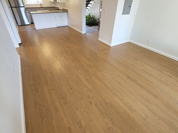 3rd image of 35 Thomas Dr #6