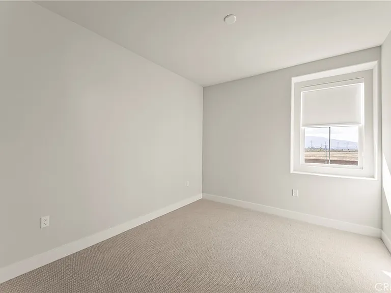 16717 Dara Ave — Photo 25
