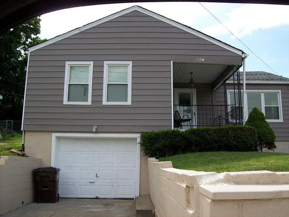 1st image of 2039 Pater Ave