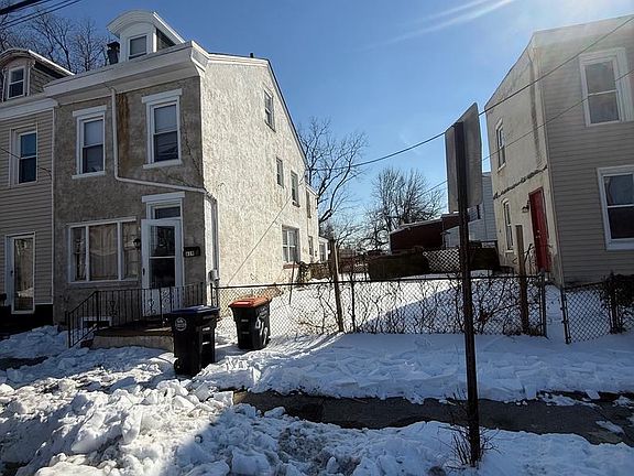 2nd image of 619 W 5th St