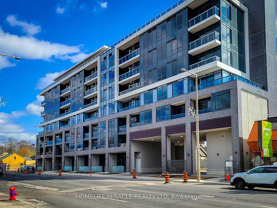 415 Main St W #420